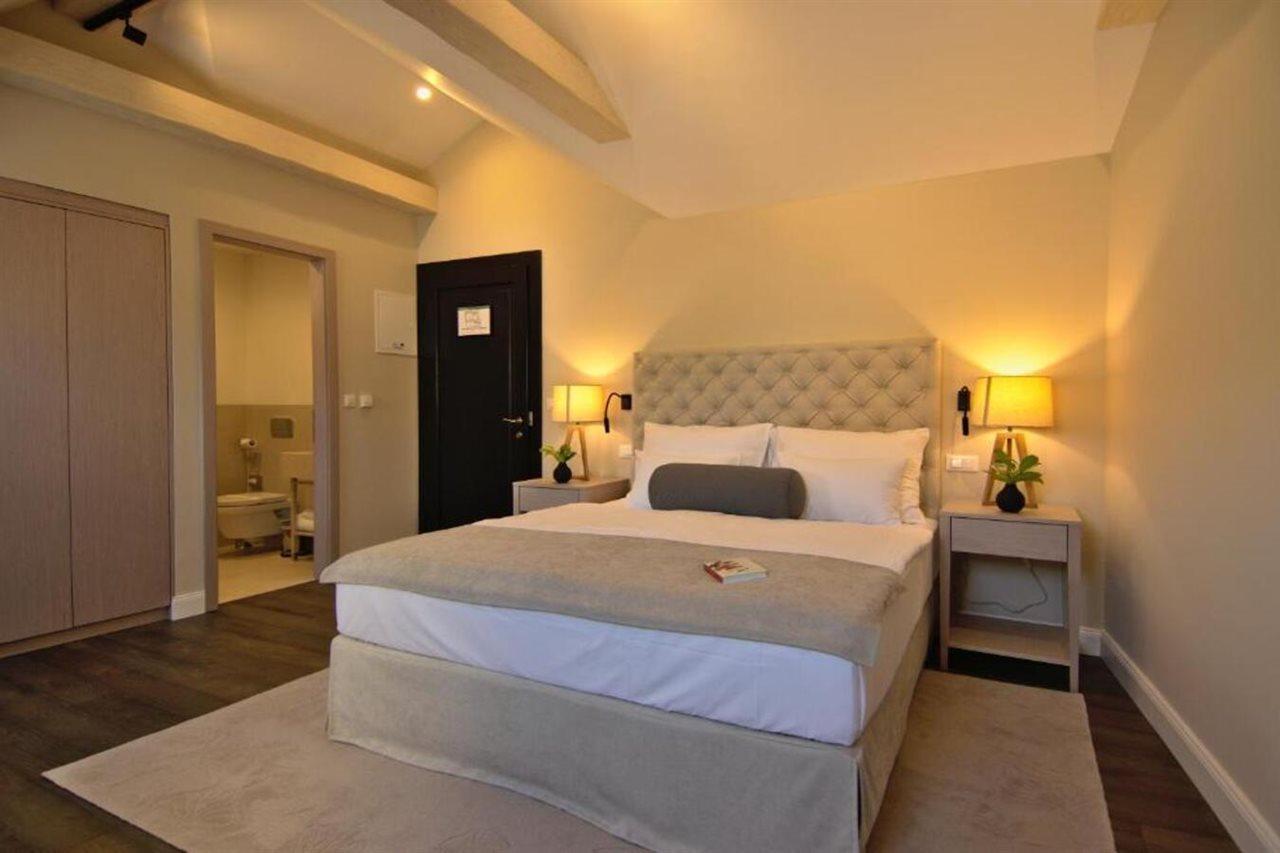 Hotel Florian&Godler Karlovac Bagian luar foto